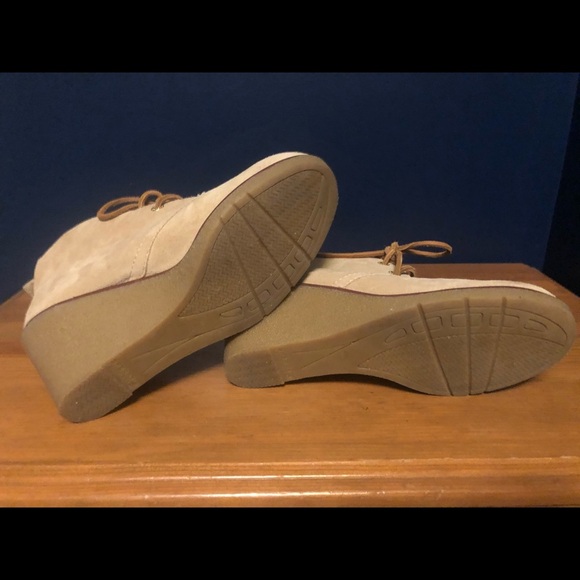 Sperry suede wedge booties - Picture 4 of 5